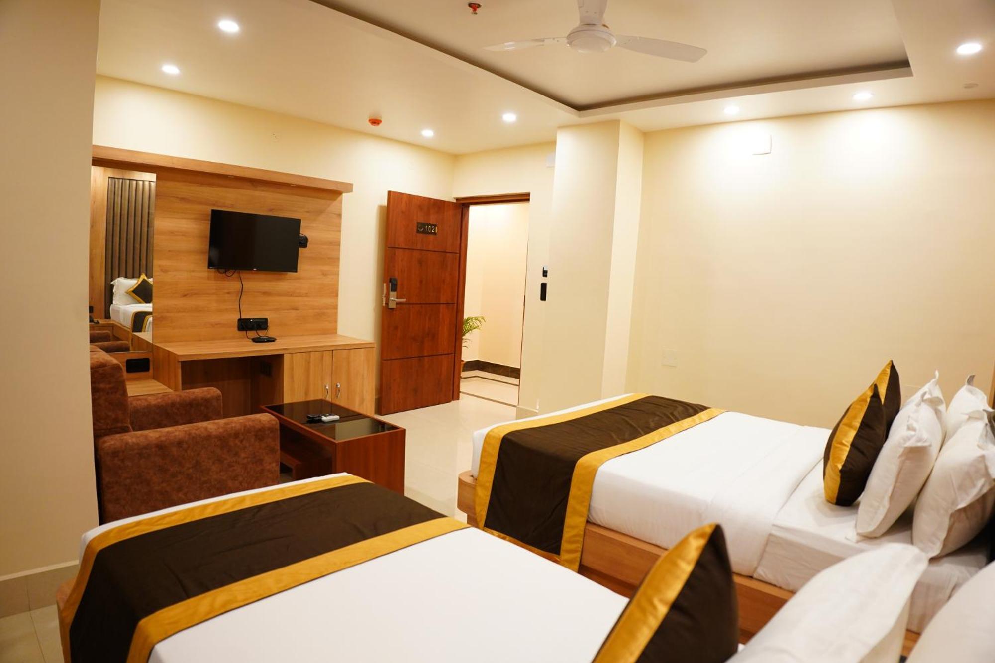 Hotel The Marutinandan Grand à Deoghar Extérieur photo